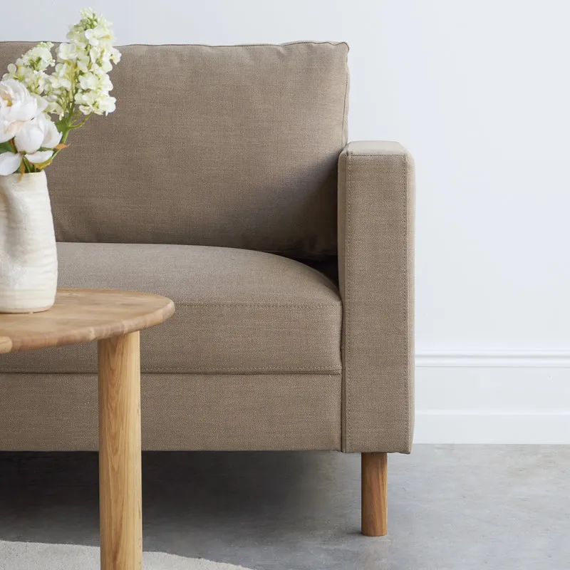Stapleton II 3-Sitzer Sofa - Eichenbeine
