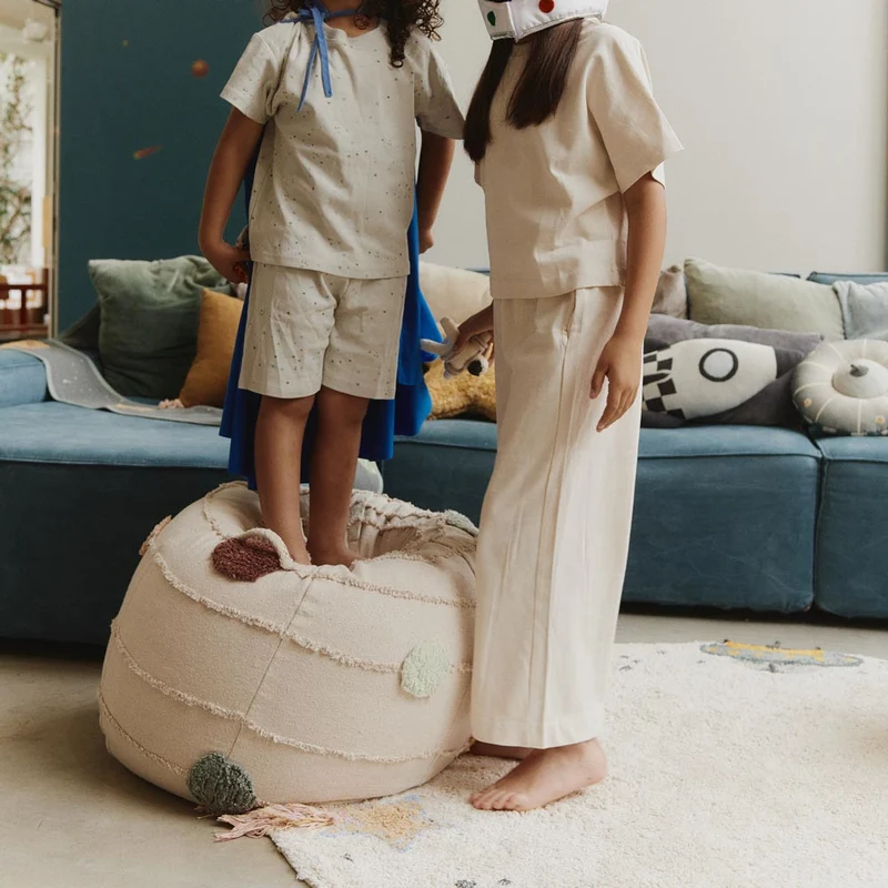 Pouf Sonnensystem