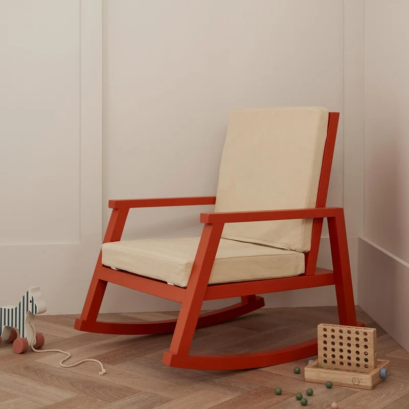Kinder-Schaukelstuhl aus Holz