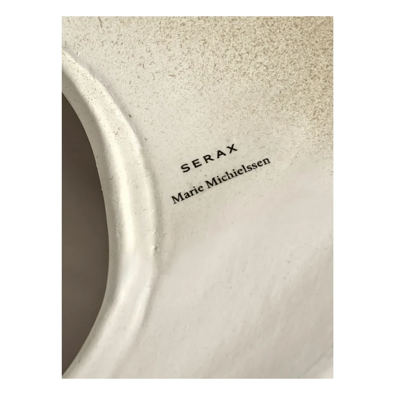 Serax - Amé 10 yan sehpa | Gri