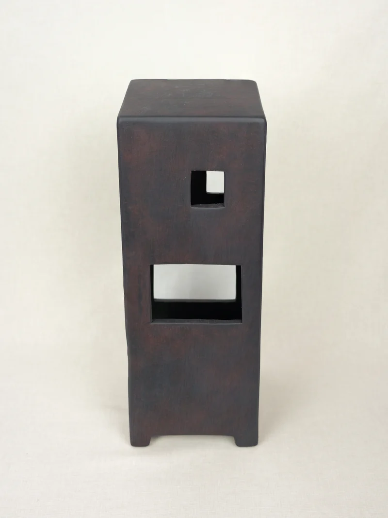 VASE RUIN
