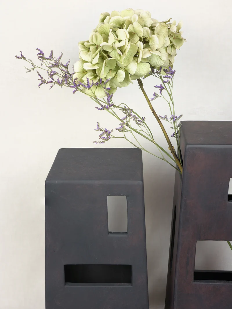 VASE RUIN