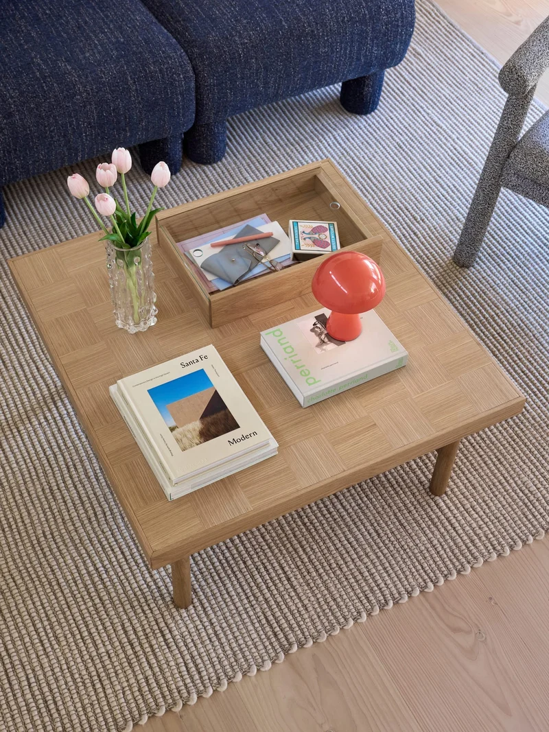 Table basse en bois de chêne naturel 82x82x40cm Skak - Hübsch