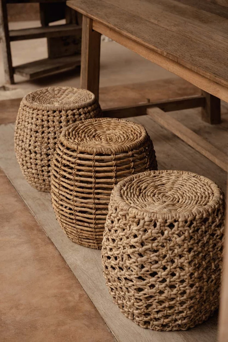 Tabouret rond en feuille de bananier et fer beige 49x49x45cm Dannih - Bazar Bizar