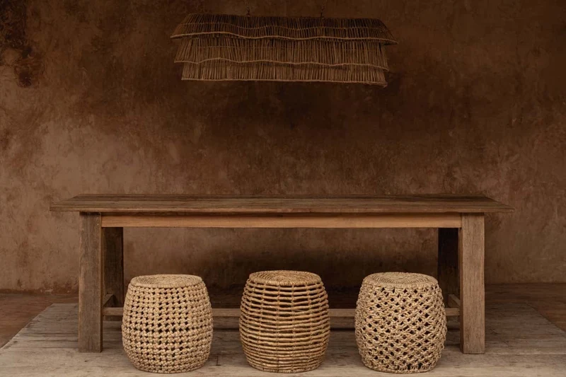 Tabouret rond en feuille de bananier et fer beige 49x49x45cm Dannih - Bazar Bizar