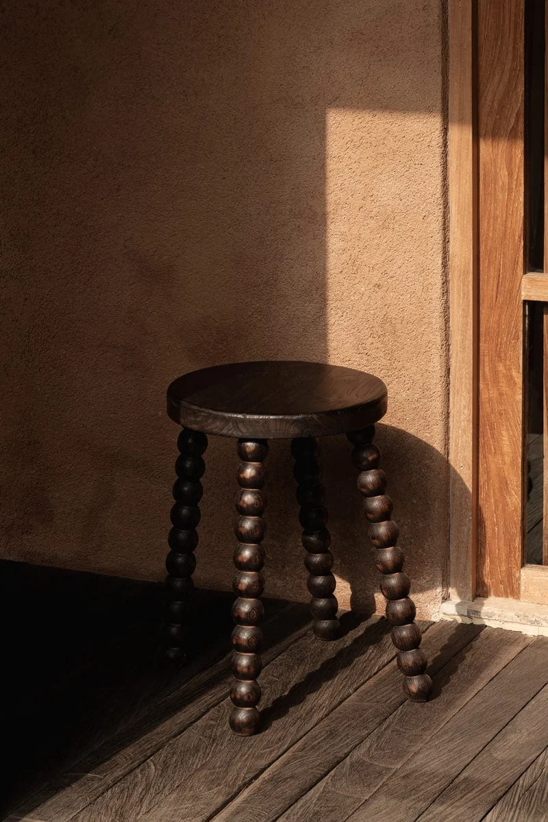 Tabouret rond en bois de manguier massif marron foncé 35x35x50cm Dango - Bazar Bizar