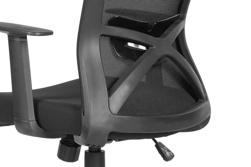 Chefsessel Long / Kunststoff schwarz / Bezug Stoff / Mesh schwarz oder rot / Wippmechanik / Sicherheitsklemmschutz/Höhenverstellung / gebremste Sicherheitsrollen / B 52,5, H95,5-103, T 60,5