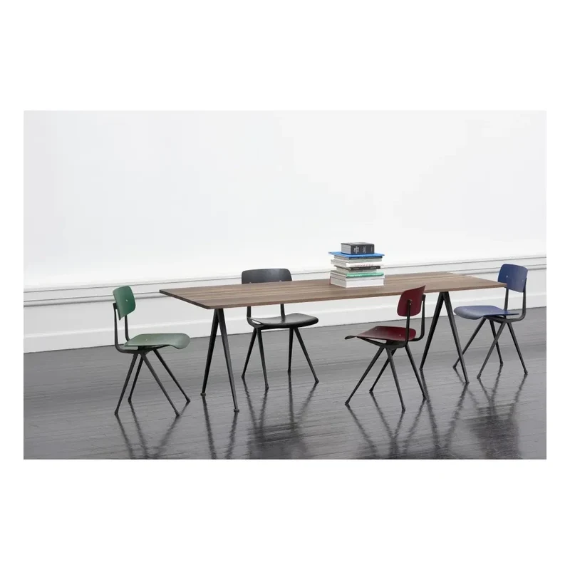 Hay - Result Renkli Meşe Sandalye - Friso Kramer & Wim Rietveld Yeniden Üretim | Siyah
