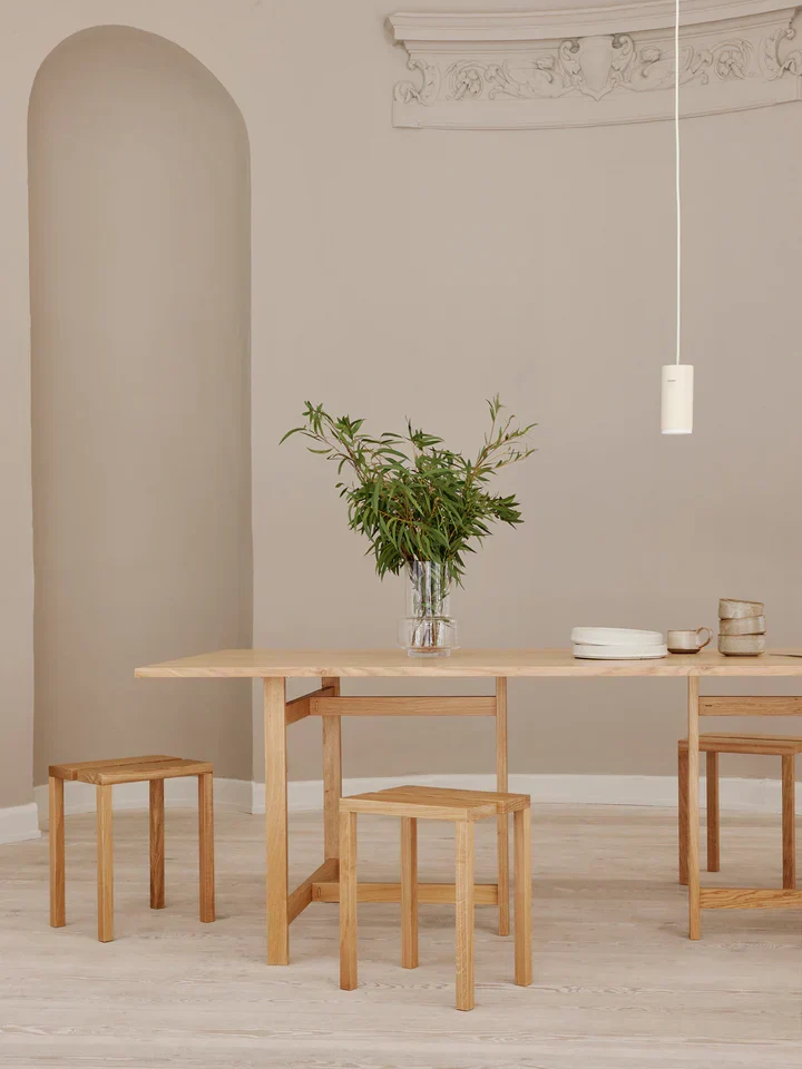 MOEBE - DINING TABLE - 220cm