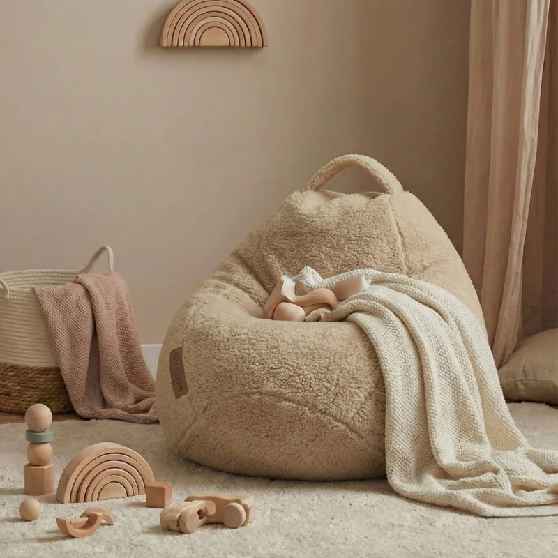 Kindersitzsack aus Teddystoff