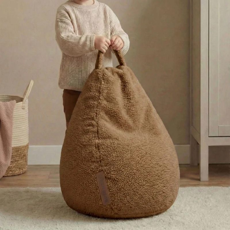 Kindersitzsack aus Teddystoff