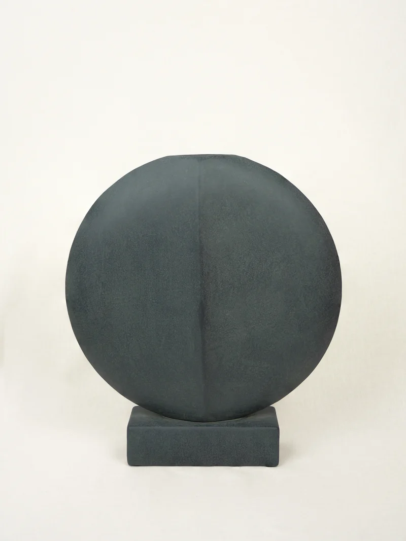 VASE GUGGENHEIM