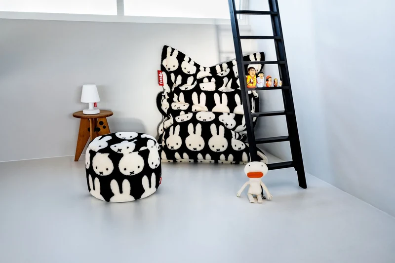 Pouf pour enfant en tissu doux noir et blanc 155x120x2cm Original Slim Teddy x Miffy - Fatboy