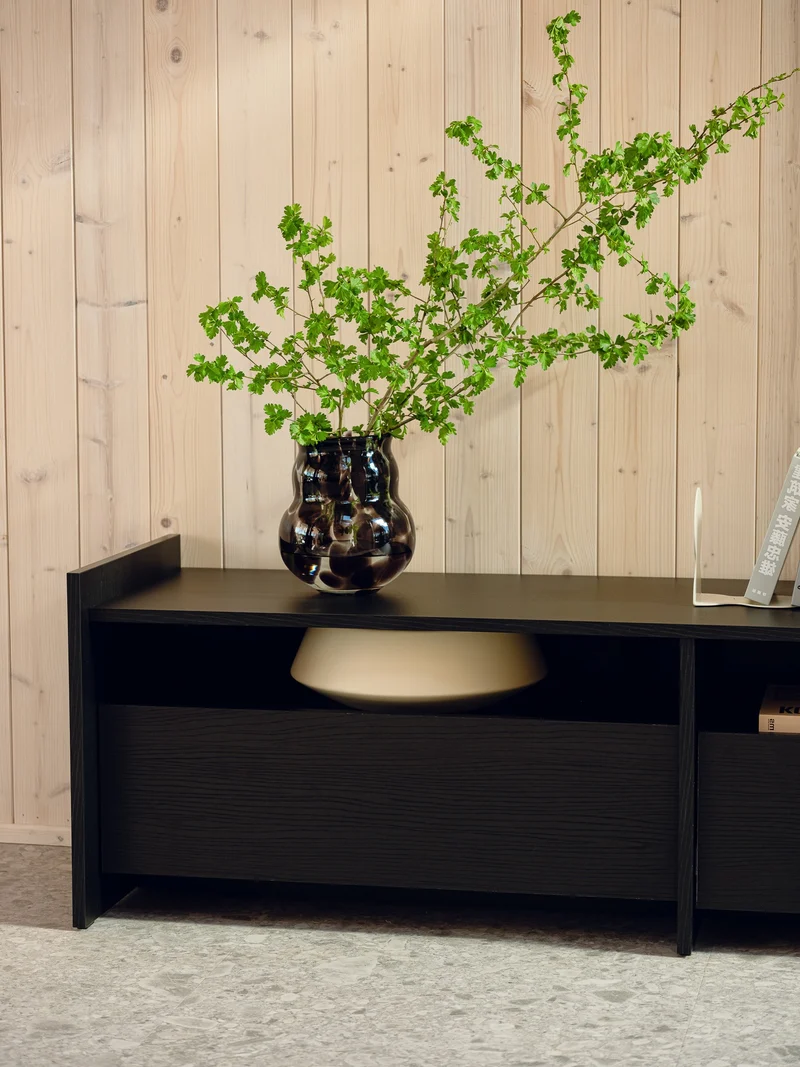 Meuble TV en bois marron 161,8×45×48,3 cm Hido - Noo.ma