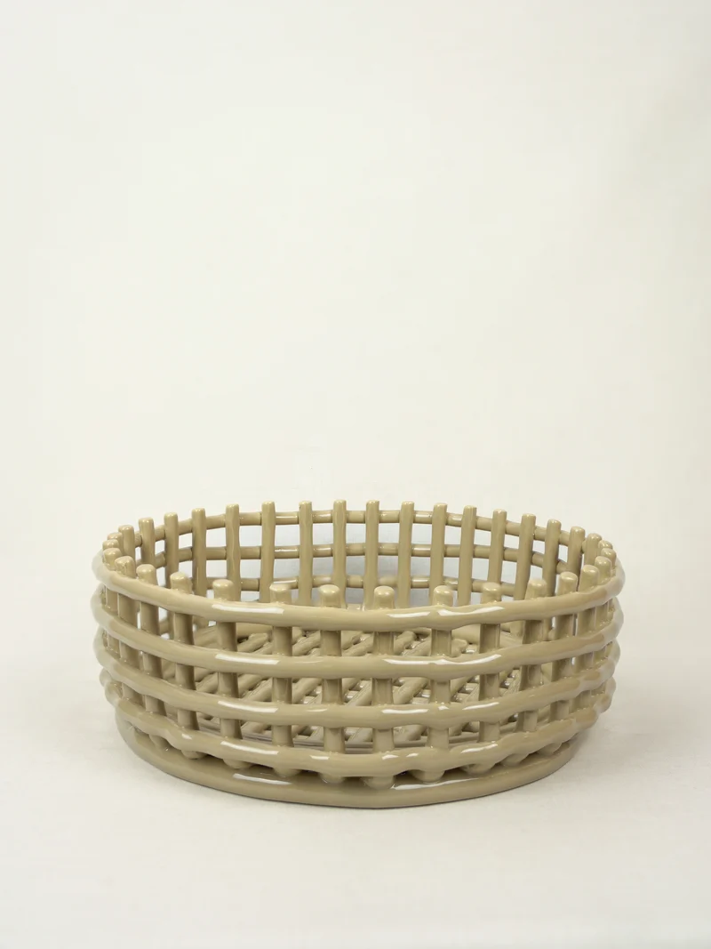 SCHALE CENTERPIECE