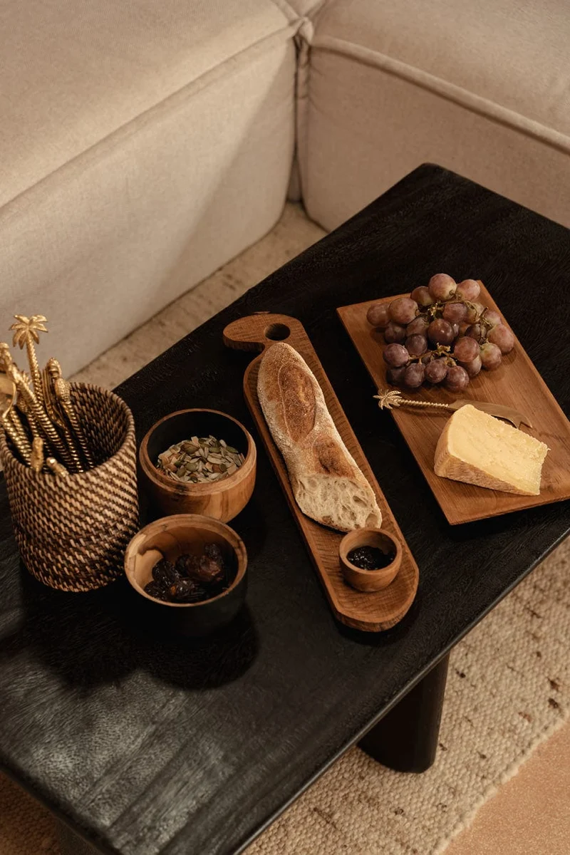 Table basse rectangulaire en bois de manguier massif noir 100x50x45cm Obsidian - Bazar Bizar