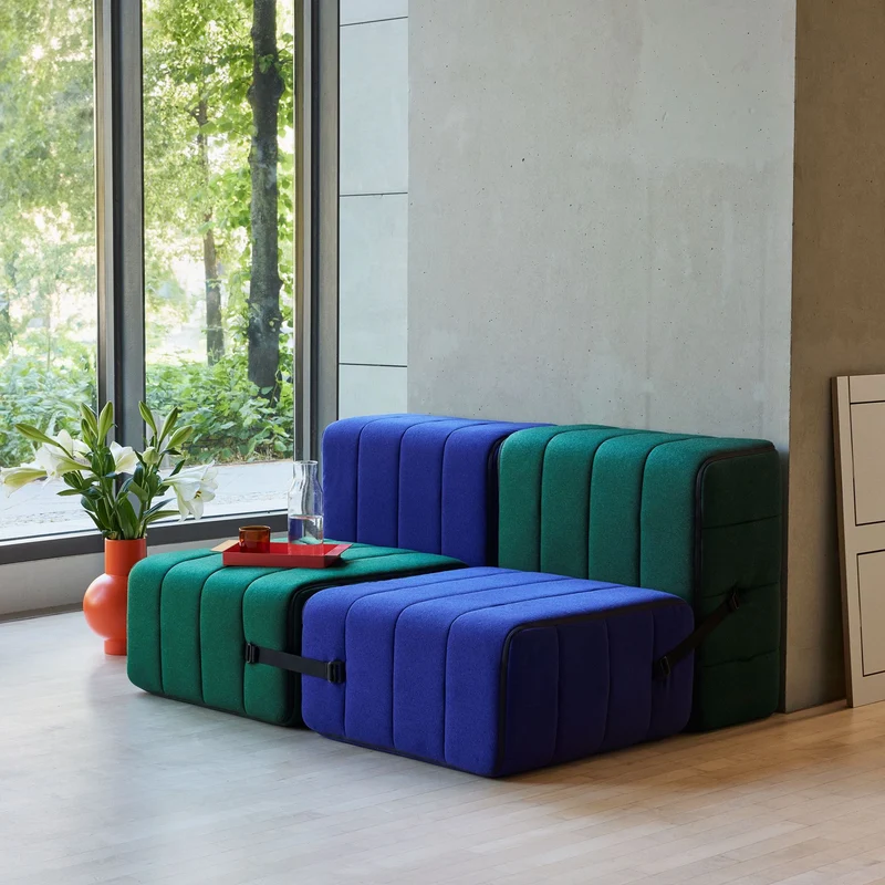 Canapé modulable 2 places en tissu Dama en laine recyclée rouge 136x102x68cm Curt - Ambivalenz