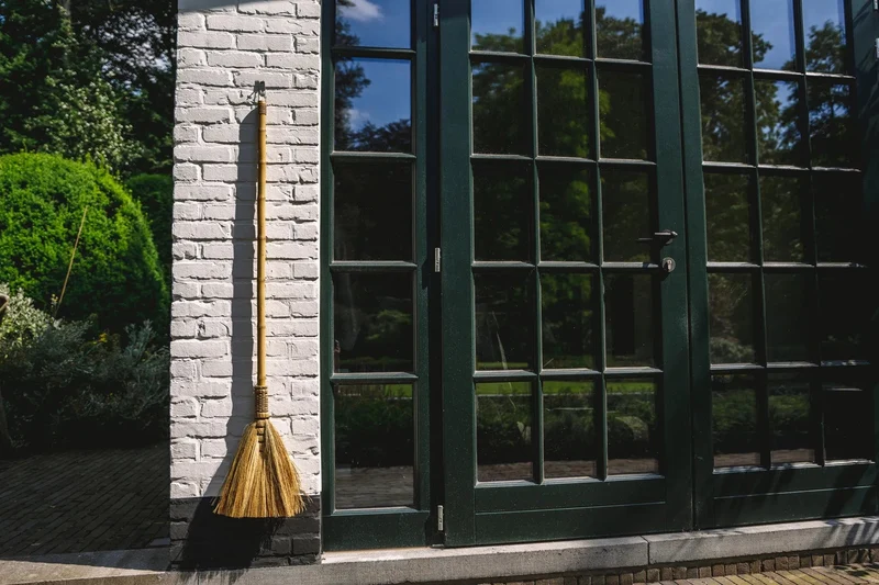Balai en fibre tressée naturelle 130cm Big Broom - Bazar Bizar