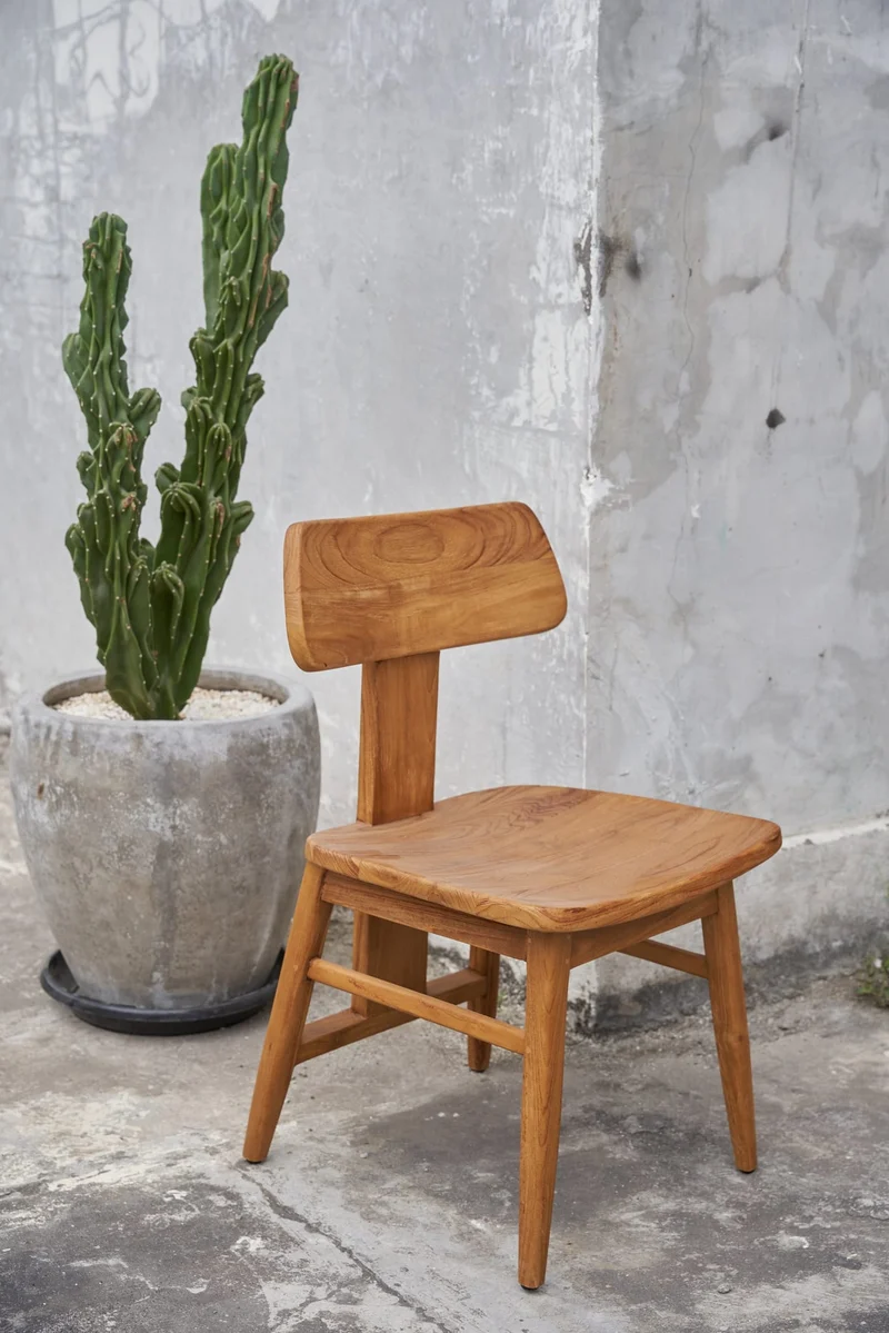 Chaise en bois de teck massif marron 51x49x83cm LovYa - Bazar Bizar