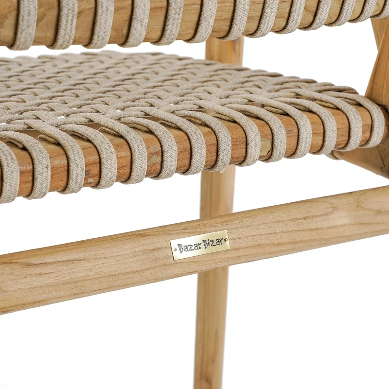 Chaise de jardin avec accoudoirs en bois de teck recyclé naturel 54x58x82cm Trikeri - Bazar Bizar