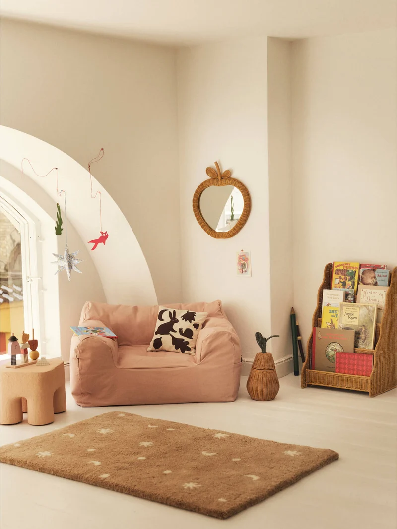 Pouf pour enfant en coton bio rose Billow - Ferm Living