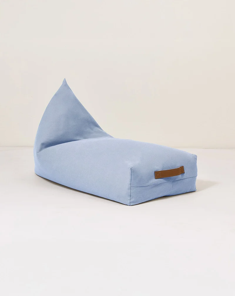 Nobodinoz langer Sitzsack Oasis Kindergrösse Blau