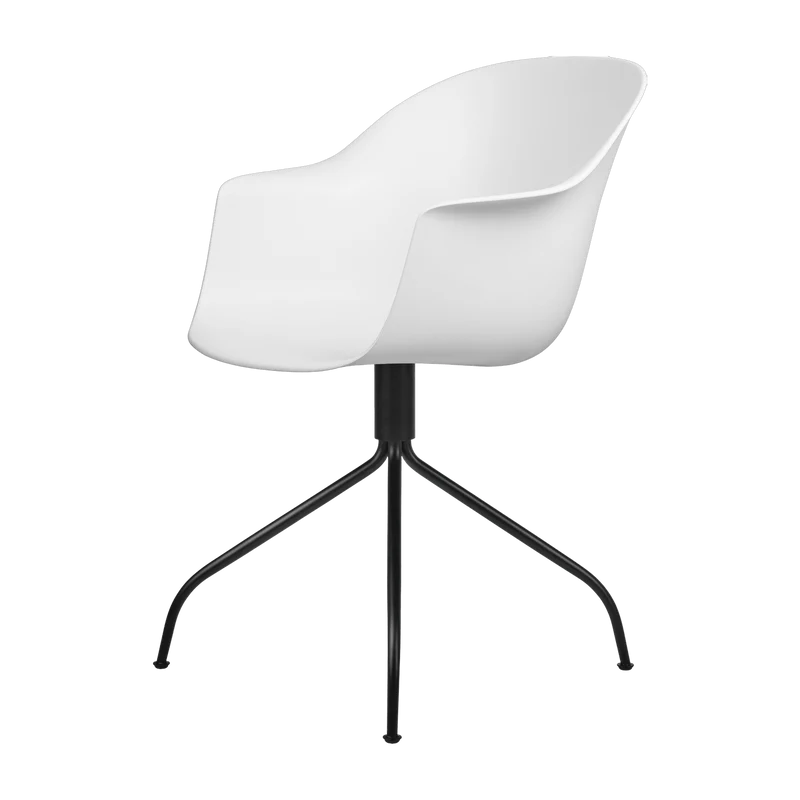 Chaise de bureau blanche base noir mate pivotante Bat - Gubi