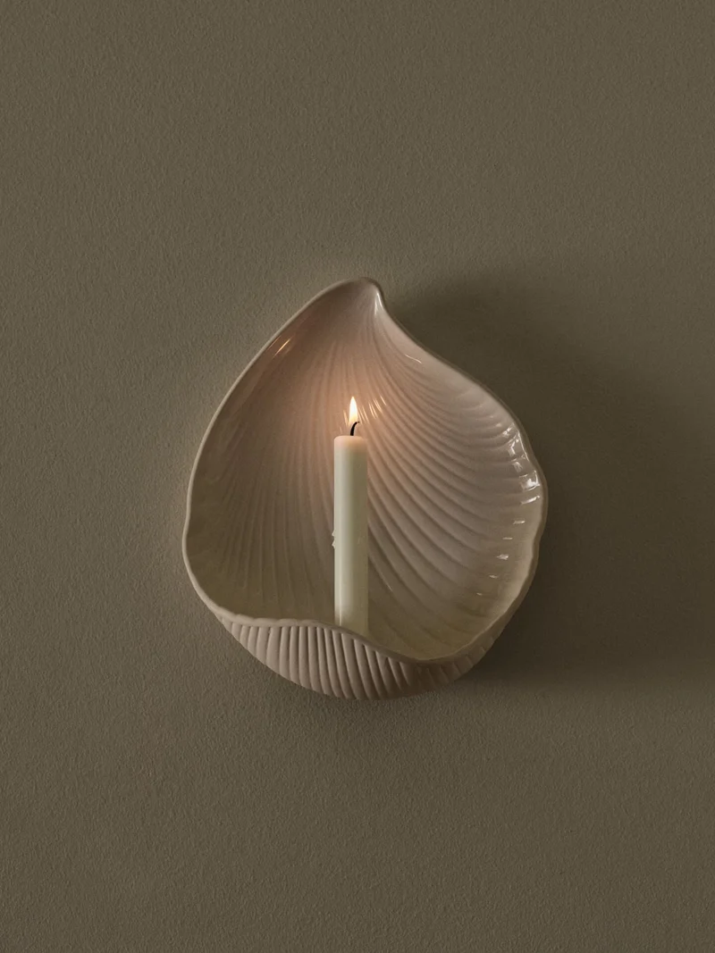Bougeoir mural en grès blanc Shell - Ferm Living