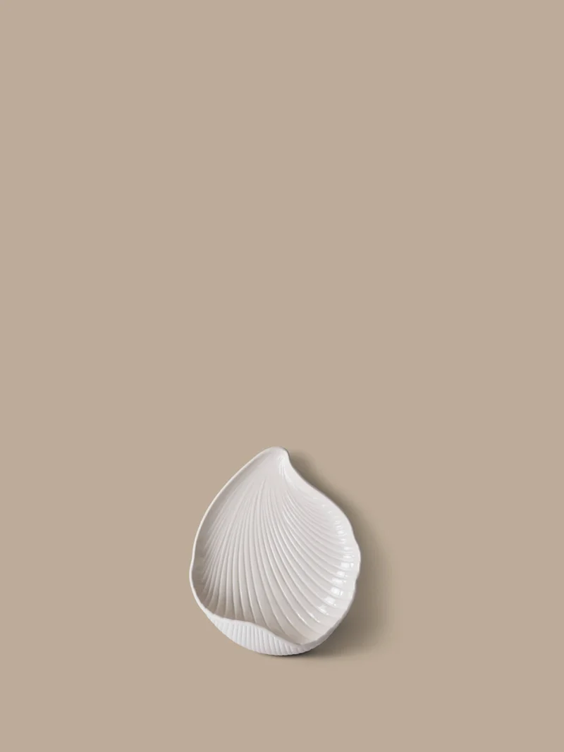 Bougeoir mural en grès blanc Shell - Ferm Living