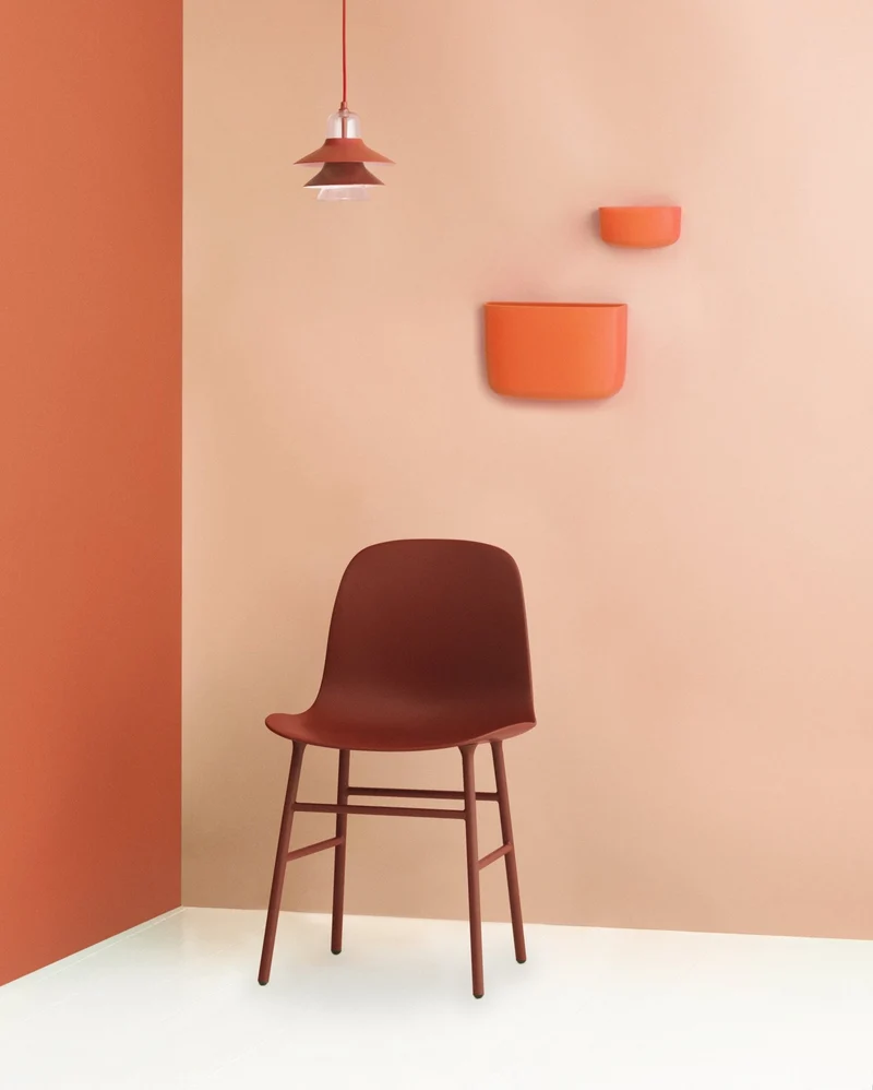 Chaise en acier et pp rouge Form - Normann Copenhagen