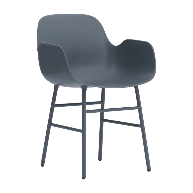 Chaise avec accoudoirs en acier et pp bleu Form - Normann Copenhagen