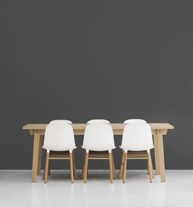 Chaise en chêne naturel et pp blanc Form - Normann Copenhagen