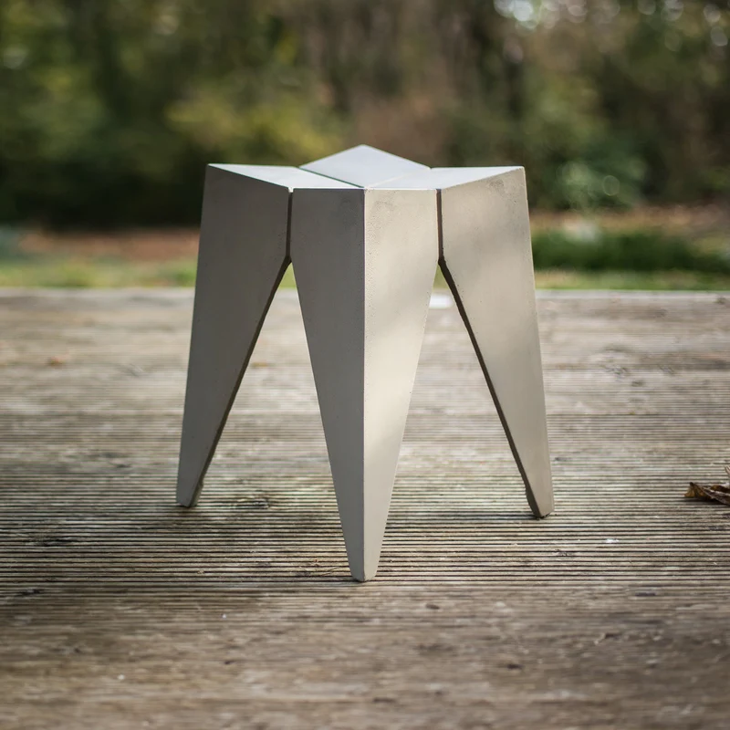 Tabouret contemporain en béton 35 x 35 x 45 Bridge - Lyon Béton
