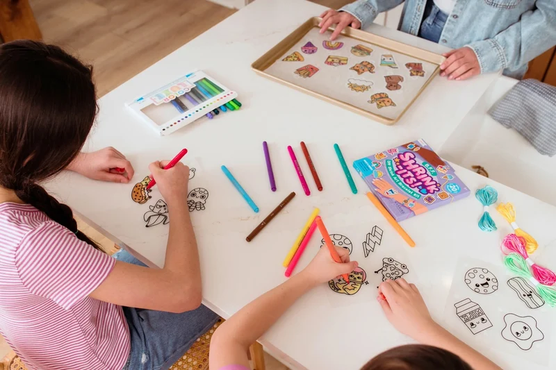DIY SHRINK IT ART BRACELET KIT - BFF (6 YEARS+)