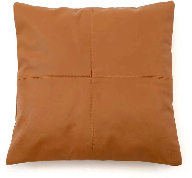 Housse de coussin à 4 panneaux en cuir 40 x 40 cm camel - Bazar Bizar