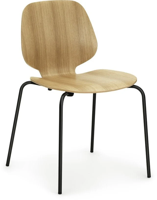 Chaise en chêne et piètement noir My Chair Oak - Normann Copenhagen
