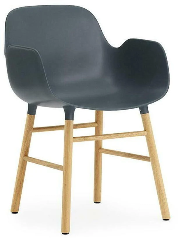 Chaise avec accoudoirs en chêne naturel et pp bleu Form - Normann Copenhagen