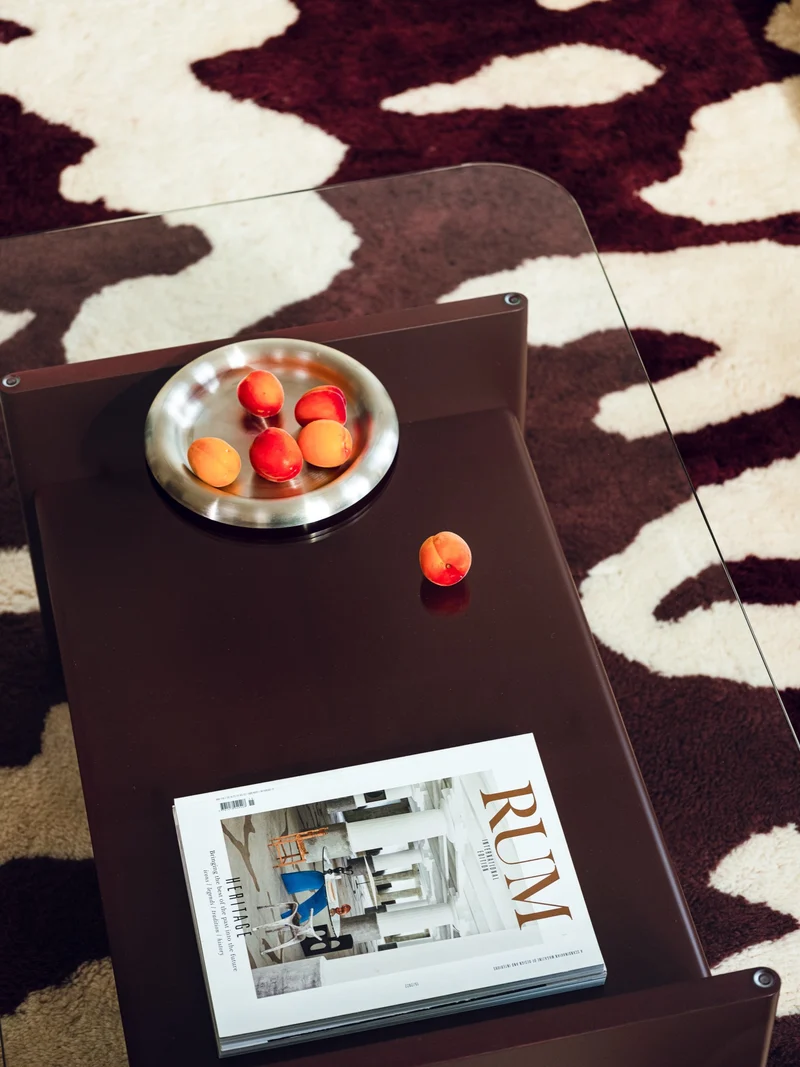 Table basse rectangulaire en bois bordeaux 110x63 cm Tovo - noo.ma