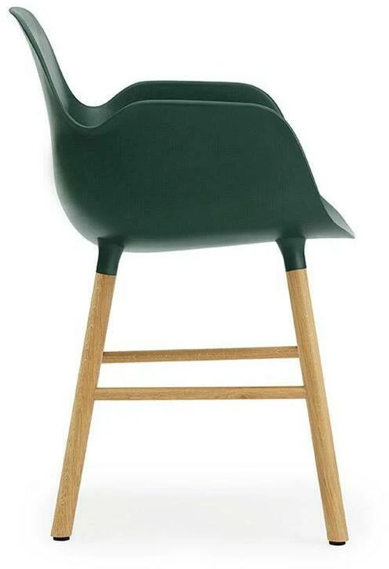 Chaise avec accoudoirs en chêne naturel et pp vert Form - Normann Copenhagen