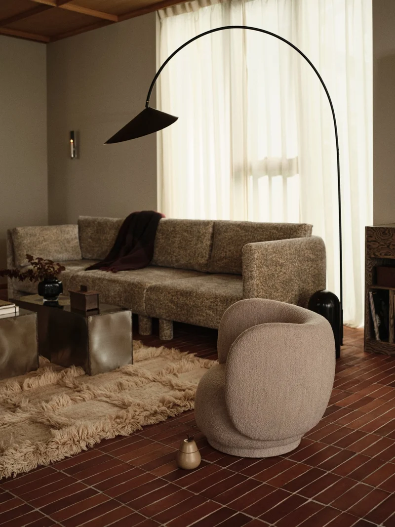Module central de canapé en velours poppy beige et noir Dase - Ferm Living