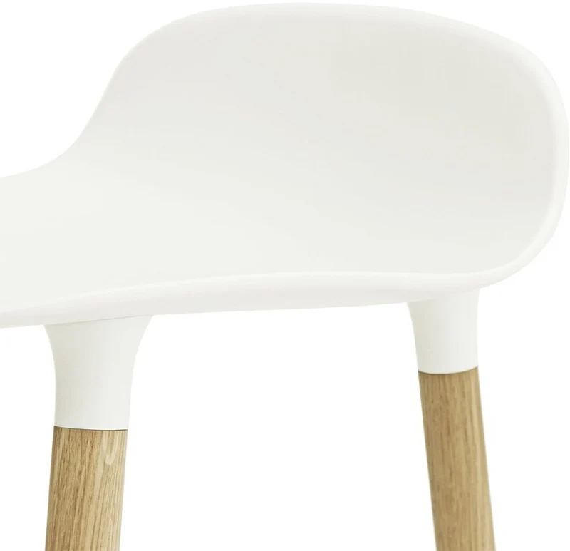 Tabouret de bar en chêne naturel et pp blanc 65 cm Form - Normann Copenhagen