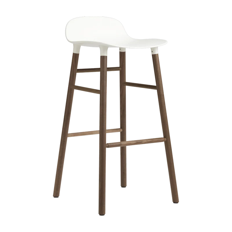 Tabouret de bar en noyer naturel et pp blanc 65 cm Form - Normann Copenhagen
