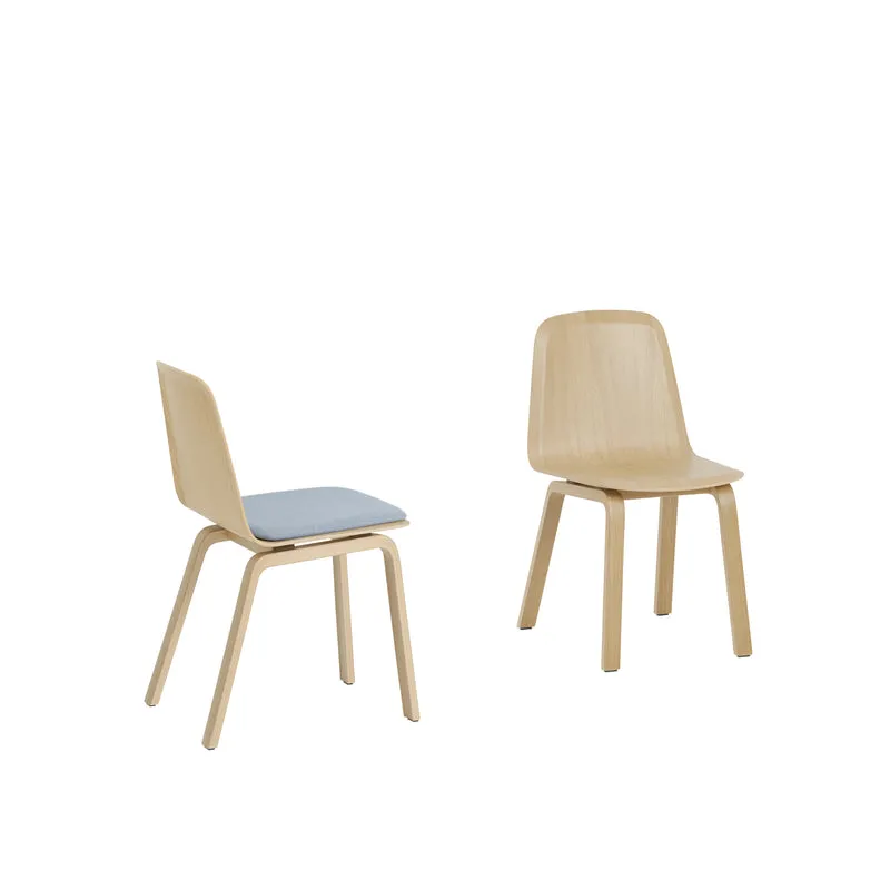 Chaise en chêne naturel Brink - Muuto