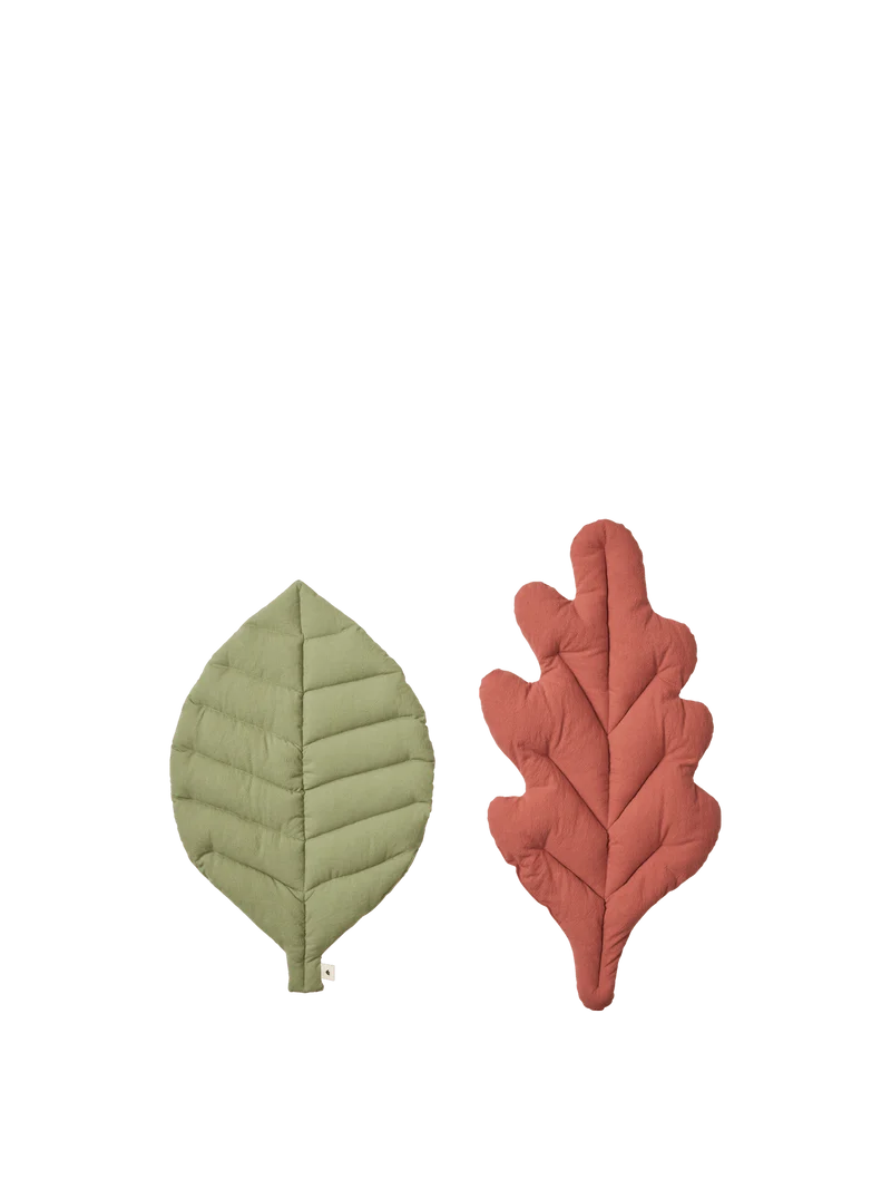 2 Coussins feuilles d’automne en coton recyclé bio vert et terracotta Leaf - Ferm Living