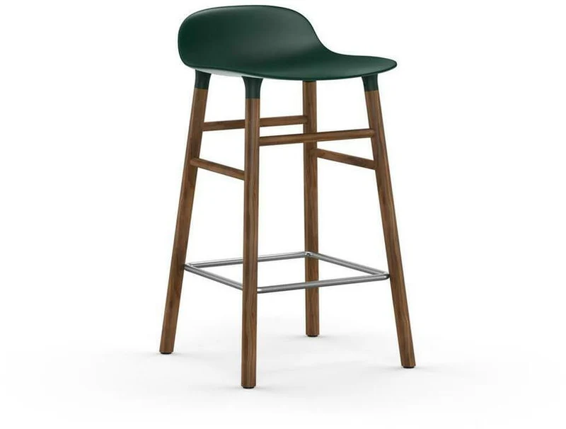 Tabouret de bar en noyer naturel et pp vert 65 cm Form - Normann Copenhagen