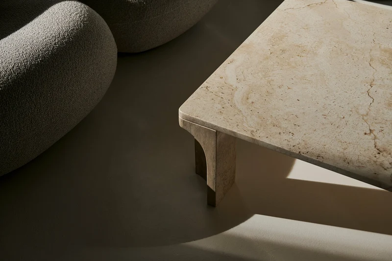 Table basse en pierre calcaire blanche 80x30 cm Doric - Gubi