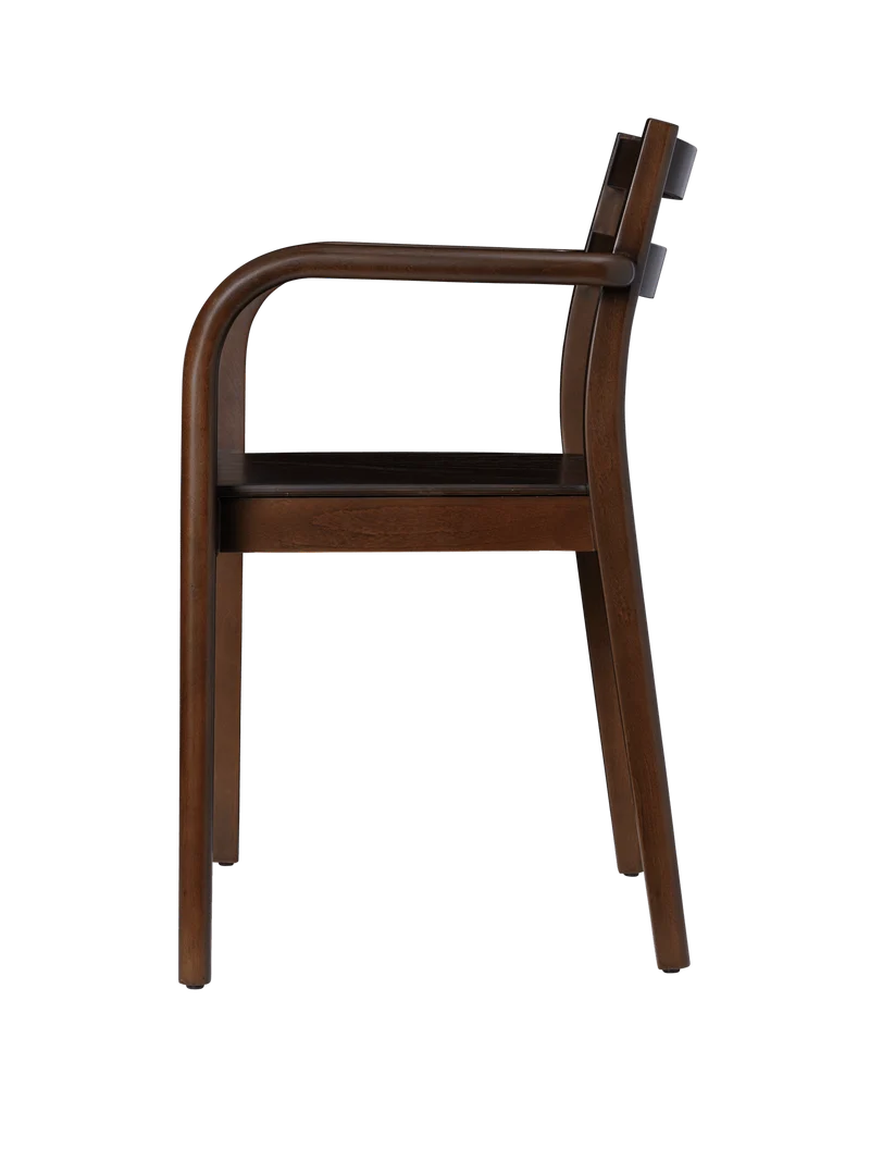 Chaise avec accoudoirs en hêtre foncé Boda - Ferm Living
