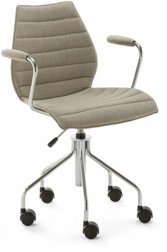 Chaise de bureau avec accoudoirs pivotante à roulettes beige Maui - Kartell