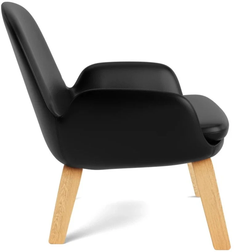 Fauteuil bas avec pieds en chêne et assise en cuir noir Era - Normann Copenhagen