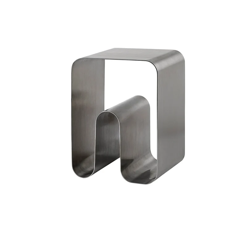 Tabouret et rangement magazine argenté plein 32 cm Curva - AYTM